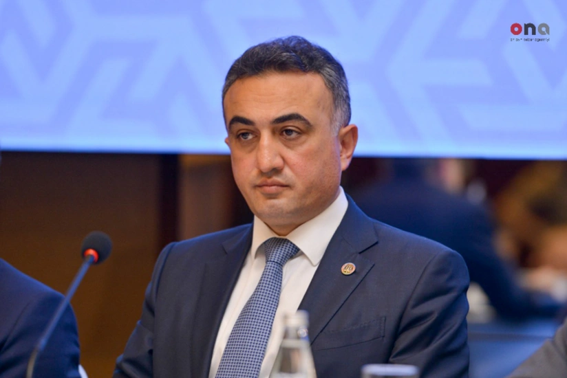 Vəkillər Kollegiyası üç vəkil bürosunu qeydə aldı