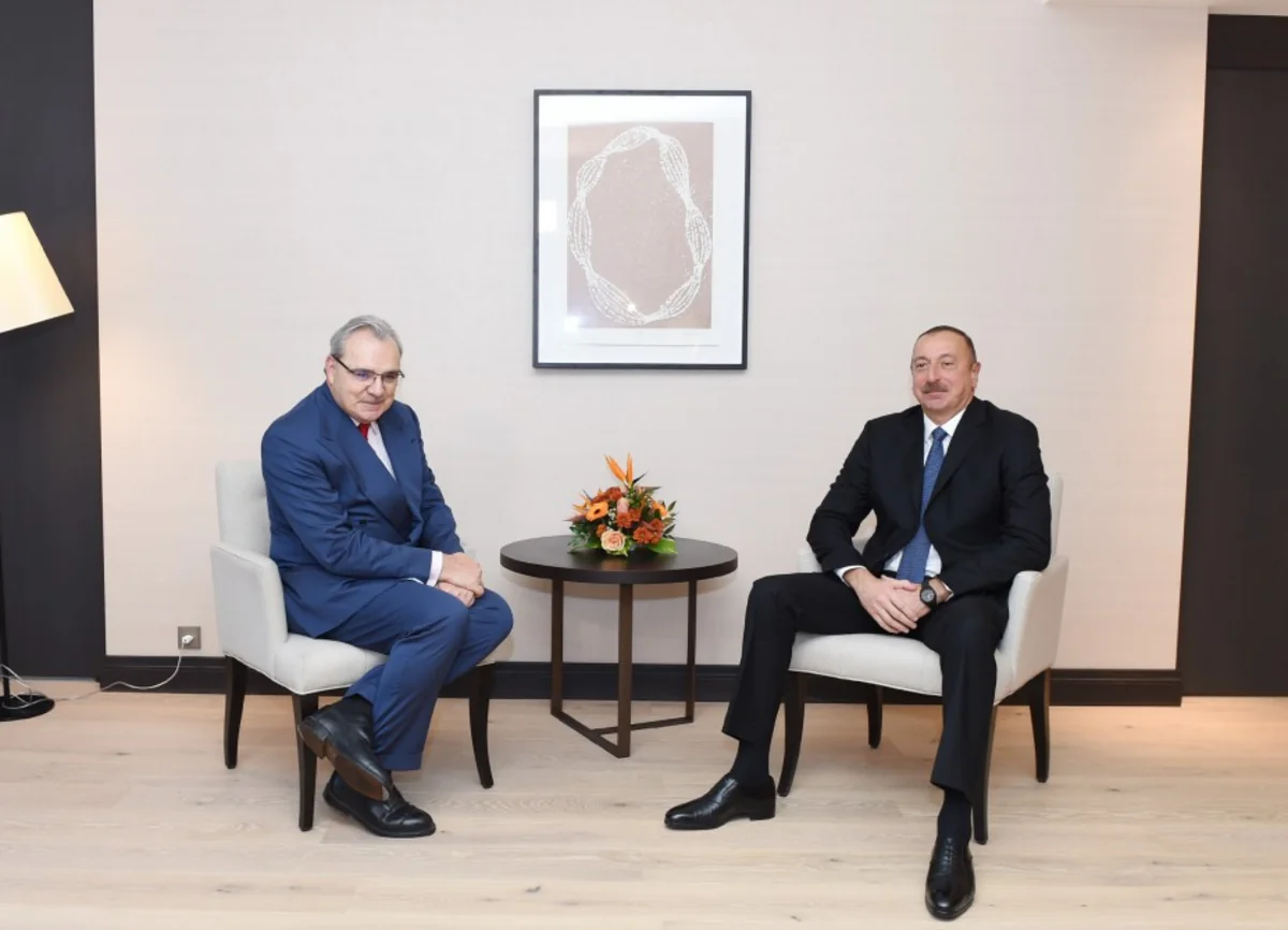 Prezident İlham Əliyev Davosda “Suez Group” şirkətinin baş icraçı direktoru ilə görüşüb - YENİLƏNİB