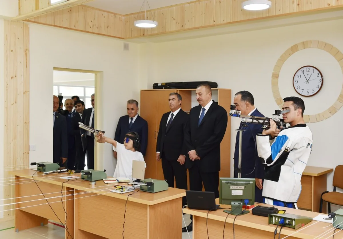 Salyan şəhərində 2 saylı tam orta məktəbin yeni binası istifadəyə verilib