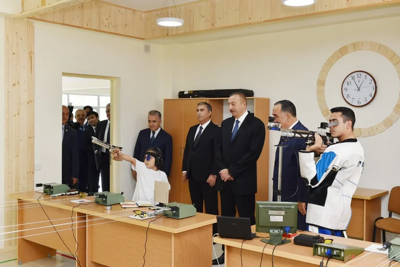 Salyan şəhərində 2 saylı tam orta məktəbin yeni binası istifadəyə verilib