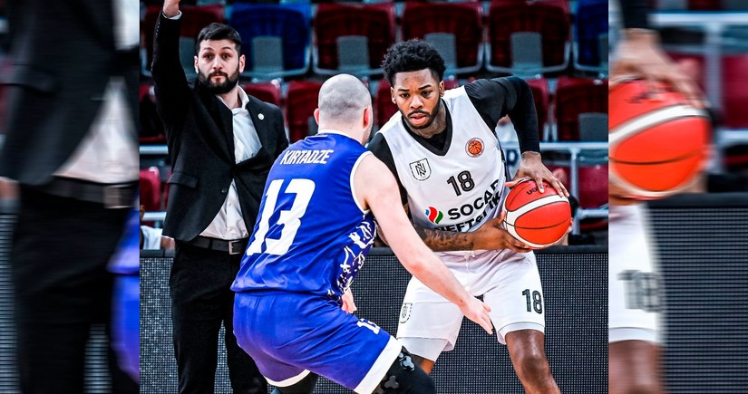 Neftçi amerikalı basketbolçusu ilə yollarını ayırıb