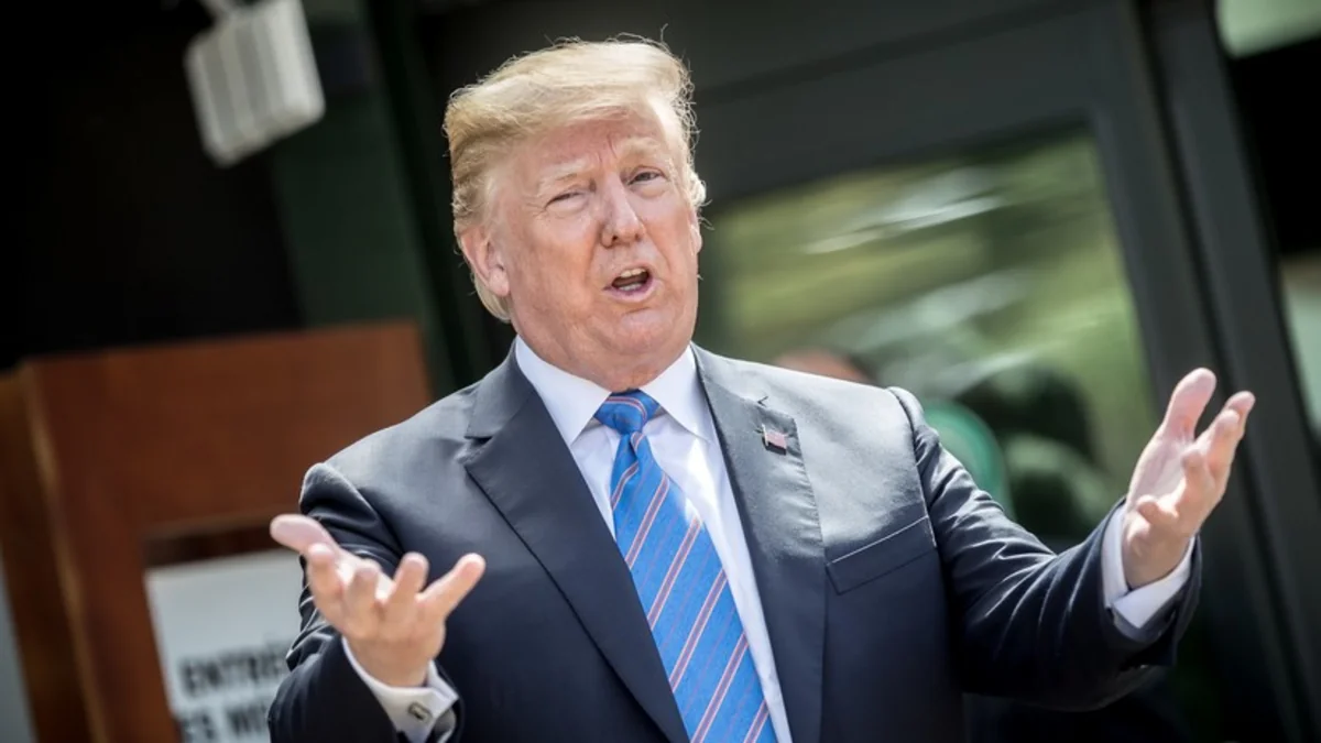 ABŞ prezidenti ilə Macarıstanın baş naziri arasında telefon danışığı olub