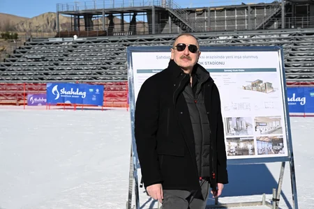 Prezident Şahdağ Turizm Kompleksindəki “Lakeside” hotelində aparılan işlərlə və “Xizək klubu” binasının tikintisi ilə tanış olub - YENİLƏNİB-2