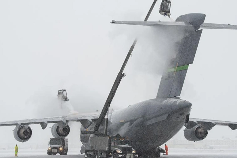 ABŞ-da güclü qara görə 6,7 mindən çox aviareys ləğv olunub