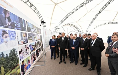 Prezident Füzuli rayon ictimaiyyətinin nümayəndələri ilə görüşüb - TAM MƏTN