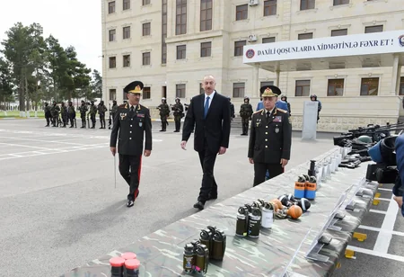Prezident İlham Əliyev Daxili Qoşunlarının Şirvan şəhərindəki hərbi hissəsinin açılışında iştirak edib