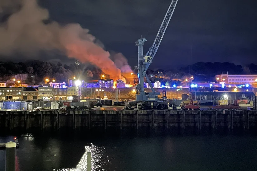 Число погибших после взрыва в жилом доме на острове Джерси возросло до 10