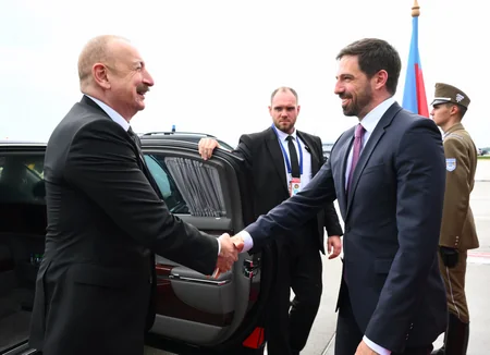 Prezident İlham Əliyevin Macarıstana işgüzar səfəri başa çatıb