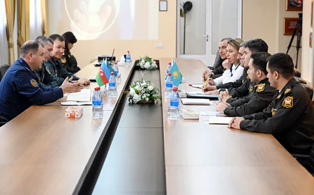 Azərbaycan və Qazaxıstanın hərbi mütəxəssisləri arasında görüşlər keçirilib