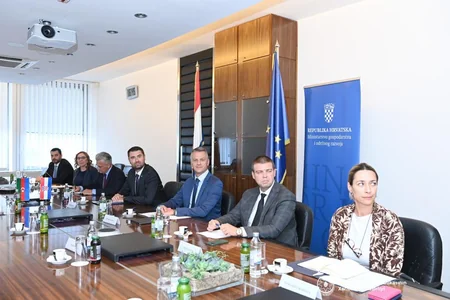 Azerbaijani FM meets with Croatian Minister of Economy and Sustainable Development 