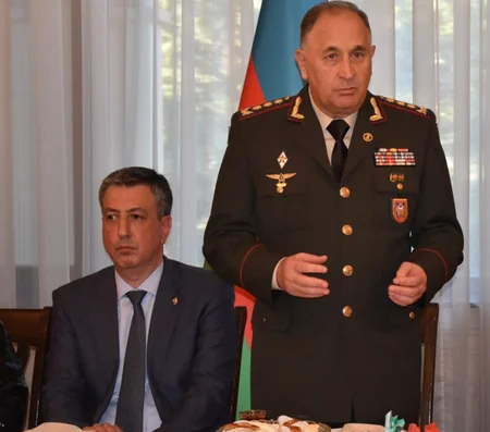 Azərbaycan Ordusunun Baş Qərargah rəisi Tbilisidə şəhid ailələri ilə görüşüb