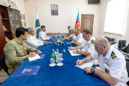 Azərbaycan və Pakistan HDQ-ləri birgə əməkdaşlığı müzakirə ediblər