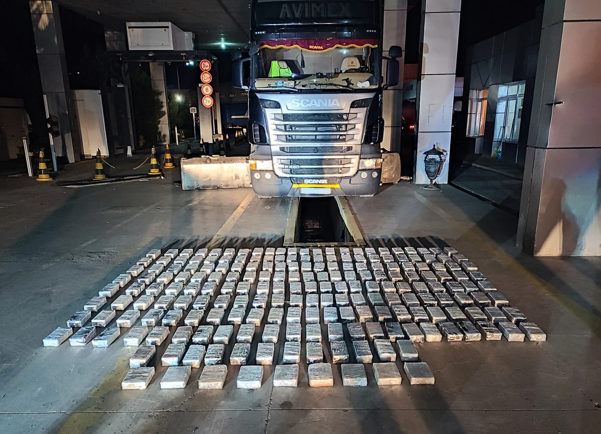 Gömrükçülər 26 milyon manatlıq narkotik vasitə aşkar edib