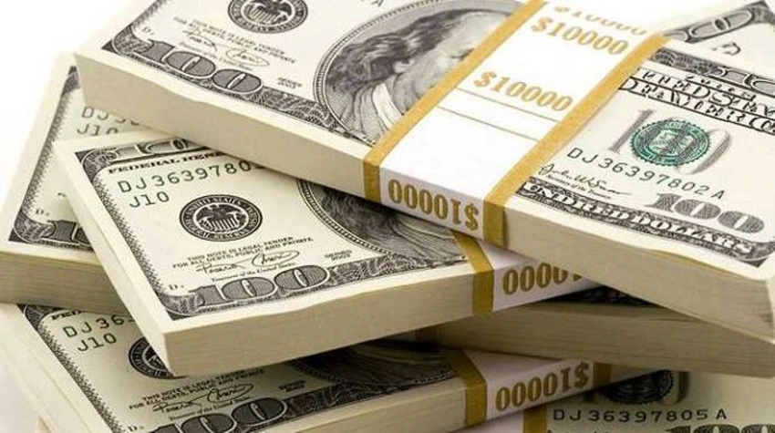 Sərhəddən 6 700 dollar qanunsuz valyuta keçirilməsinin qarşısı alınıb