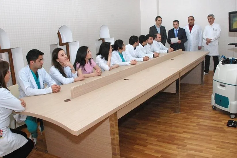 ATU rezidentlərin laparoskopik bacarıqlarını artırmaq üçün kurs təşkil edib