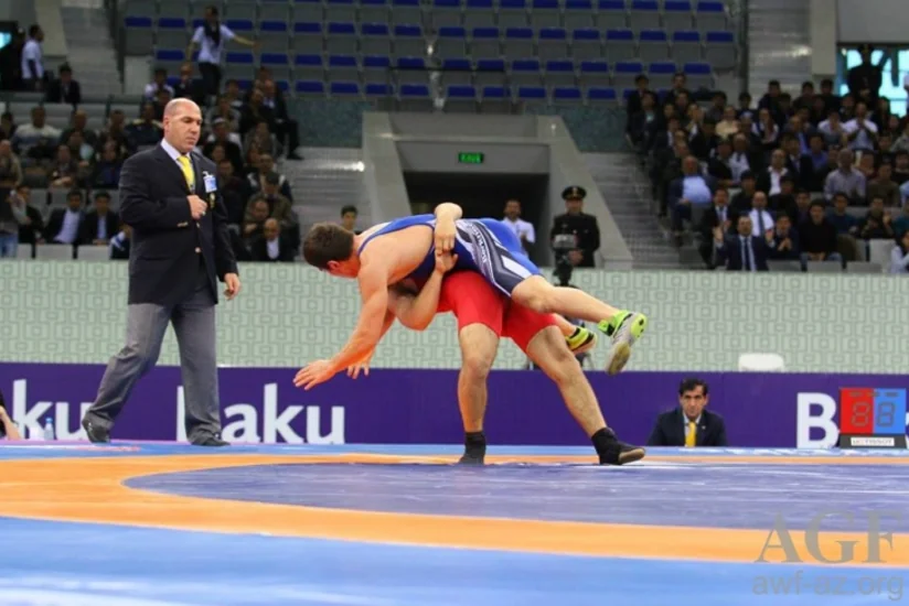 ​Azərbaycan güləşçiləri Gürcüstanda qızıl medal qazanıb