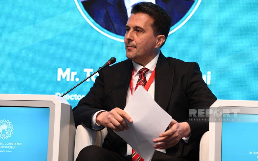 “TRT World” Araşdırma Mərkəzinin direktoru: “Bu gün dünyada islamofobiya geniş yayılıb”