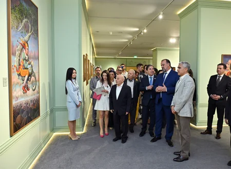 Heydar Aliyev Center hosts Brazilian artist`s exhibition Reflection of Eternity