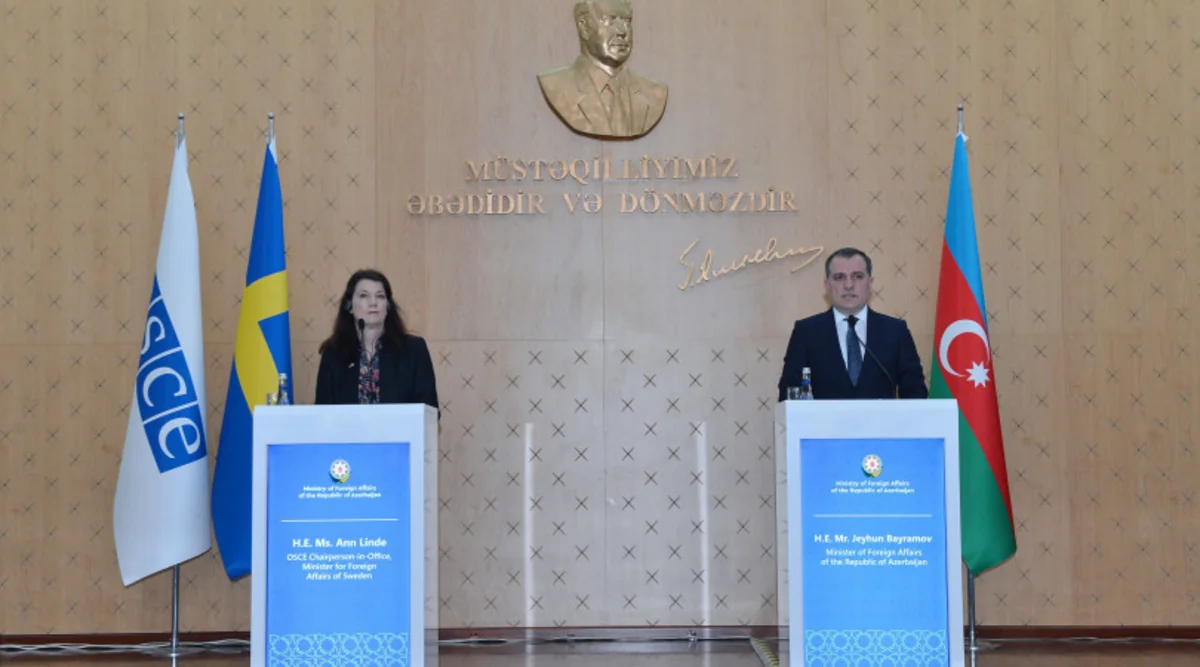 ATƏT sədri Azərbaycan XİN rəhbəri ilə sərhəddəki gərginliyi müzakirə etdi