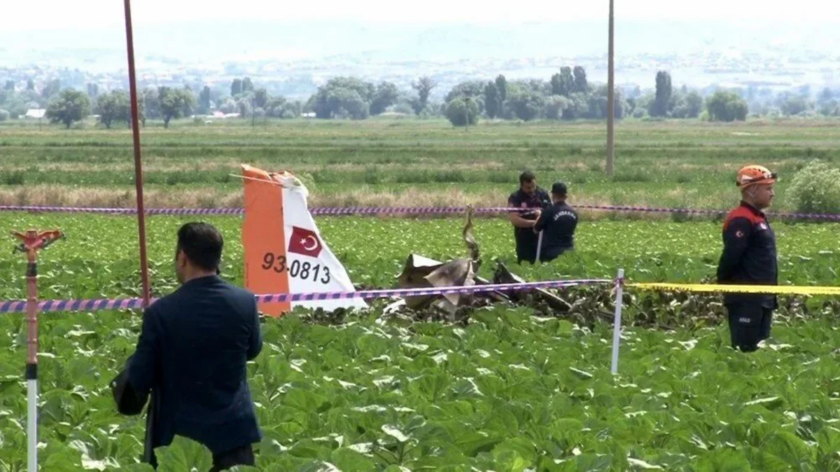 Training plane crashes in Türkiye: two pilots die