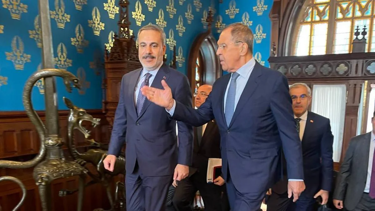 Hakan Fidan rusiyalı həmkarı ilə görüşüb