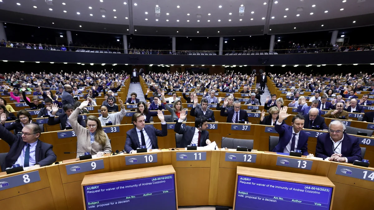 Европарламент избрал депутата из Латвии новым главой делегации по связям с Южным Кавказом