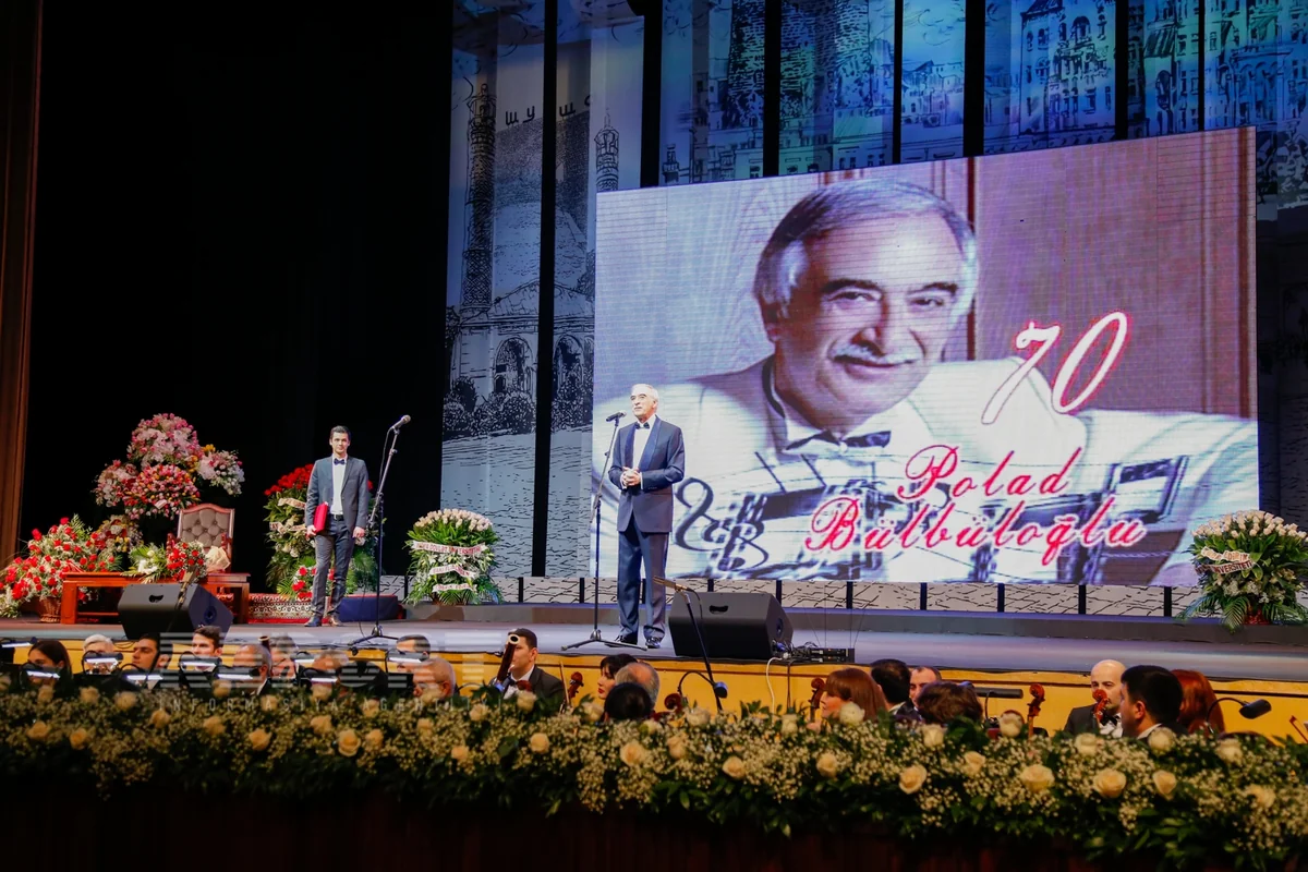 ​Bakıda Polad Bülbüloğlunun yubiley konserti keçirilib