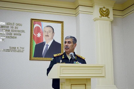Zakir Həsənov müşavirə keçirib, göstərişlər verib