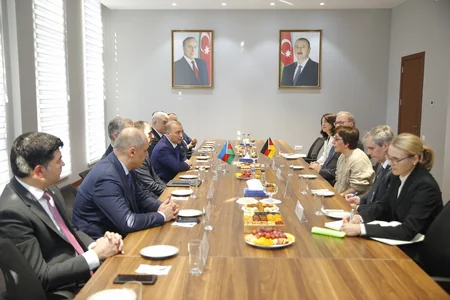 Kamran Əliyev Münhenin Baş prokuroruna terrorçuluğa qarşı mübarizə fəaliyyəti barədə məlumat verib