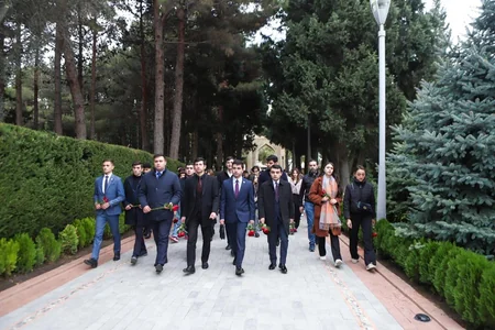 Bakıda türk dövlətləri gənclərinin beynəlxalq forumu keçirilib