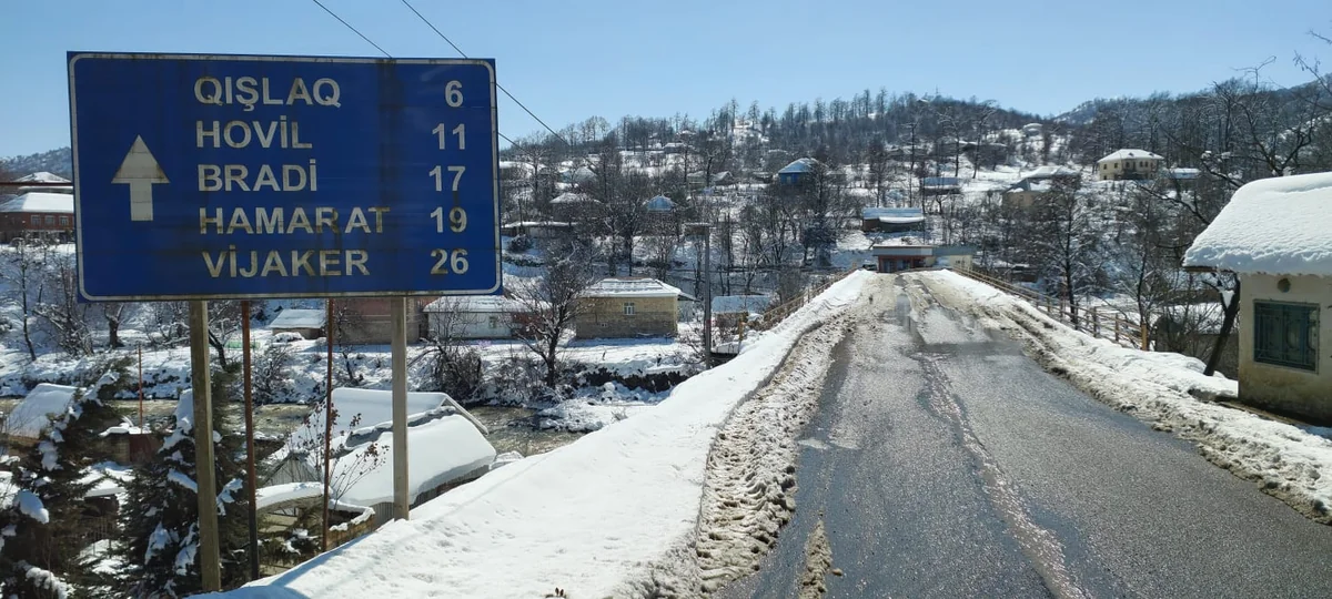 Lerikdə qar uçqunu nəticəsində 20-ə yaxın kəndin yolu kəsilib