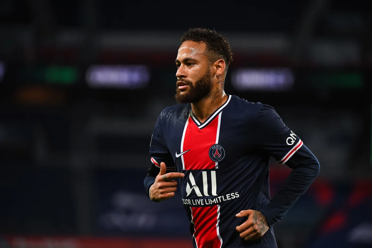 Neymar PSJ ilə yeni müqavilə bağlamaq istəyir