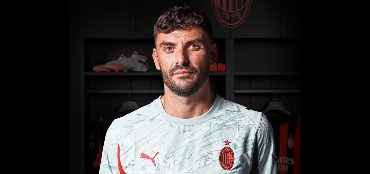 Milan heyətini yeni qapıçı ilə gücləndirib