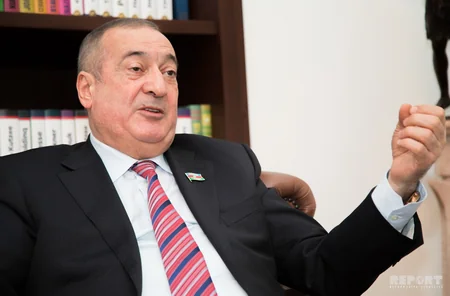 Eldar Quliyev: Hacıbala Abutalıbov Azərittifaqın satış yerlərini sökdürdüyünə görə satış yarmarkası təşkil edə bilmirik - MÜSAHİBƏ