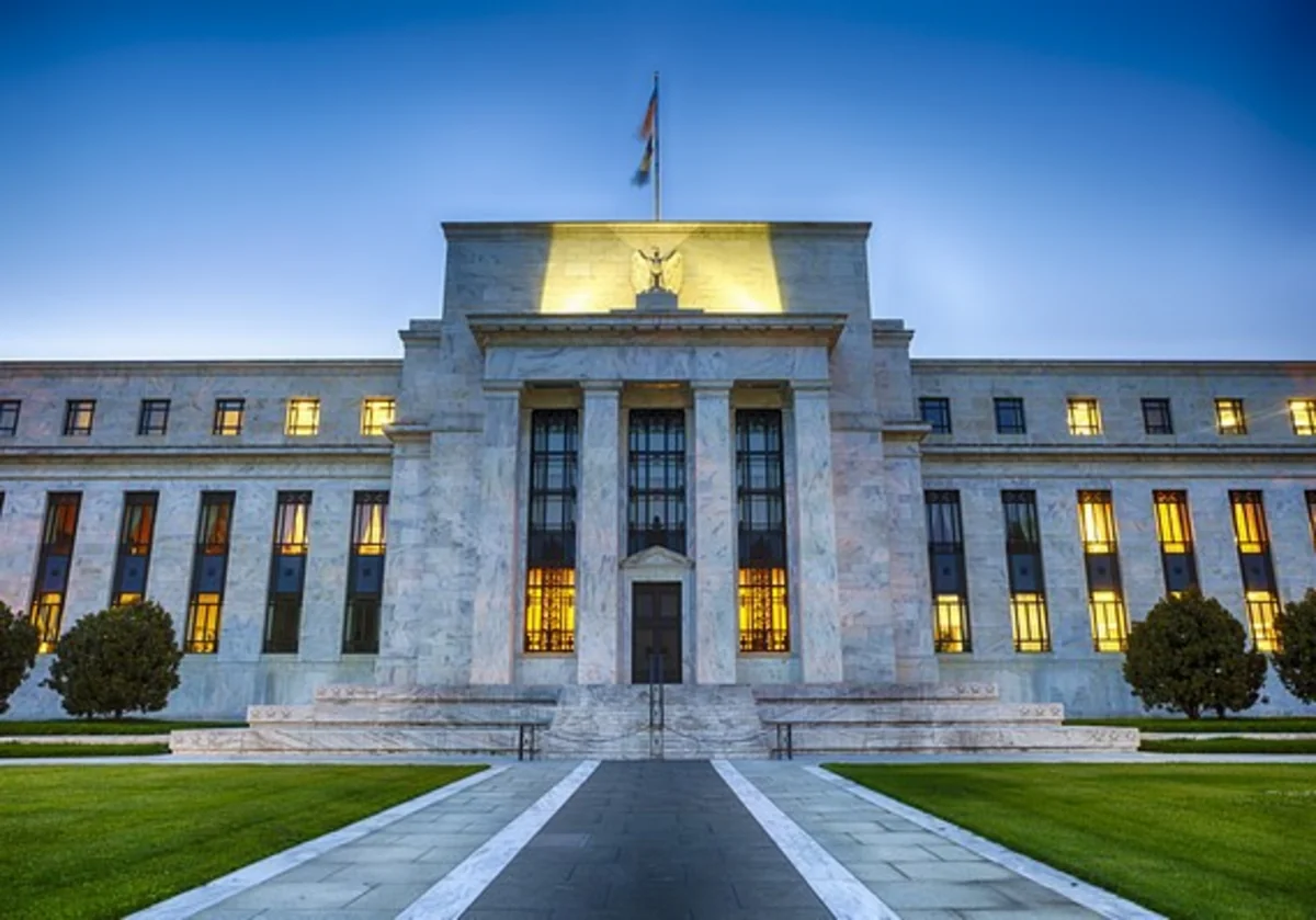 FED-in balans hesabı rekord səviyyəyə yüksəlib