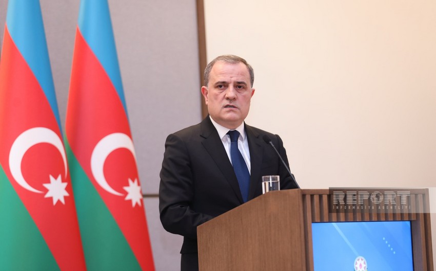  Ceyhun Bayramov: Suriyaya ilk kömək əlini Türkiyə uzadıb, Azərbaycan da bu prosesə dəstəyini göstərib