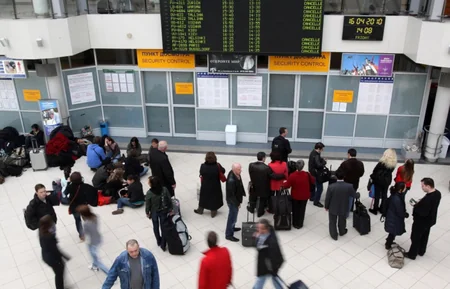 At crash site of Russian plane may be survivors - VIDEO