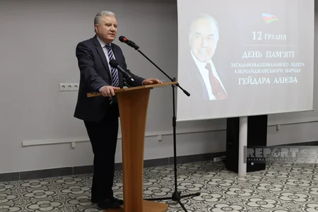 Xarkovda Ümummilli Lider Heydər Əliyevin xatirəsi anılıb