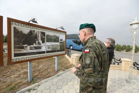 Представители дипкорпуса посадили деревья в Тертере
