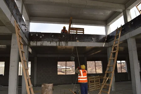 Gürcüstanda azərbaycanlılar yaşayan kəndin məktəb problemi həll olunur