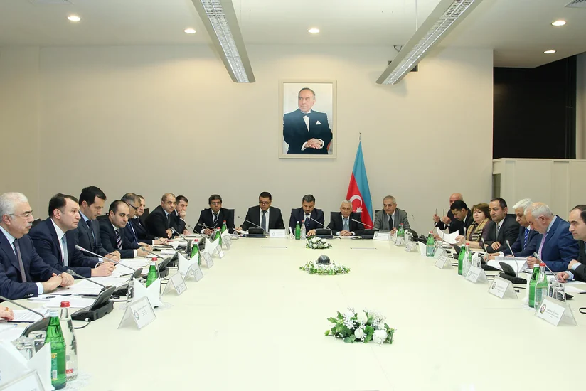 İqtisadiyyat nazirinin müavinləri QHT rəhbərləriylə görüşüblər