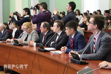 Глава МИД Азербайджана: Переговоры по карабахскому конфликту практически не ведутся