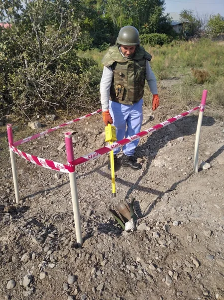 Təmas xəttində mərmi qalıqları aşkarlandı