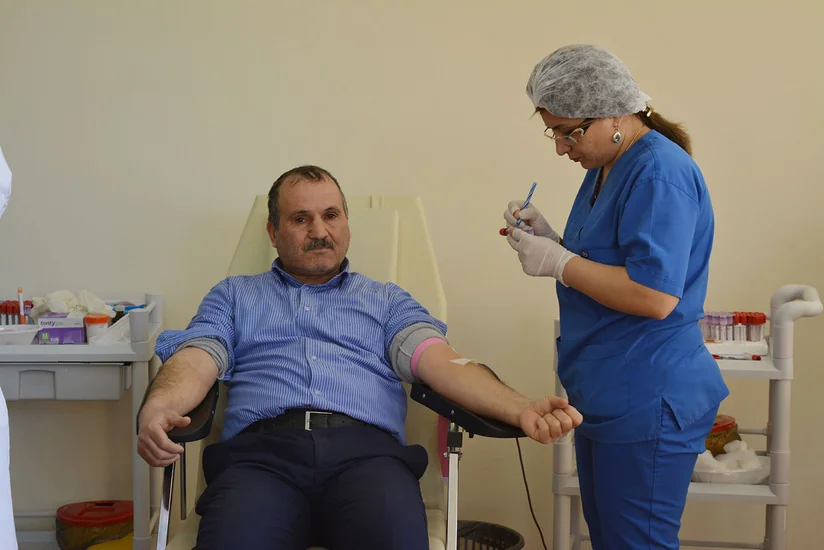 Tibb Universitetində orduya dəstək məqsədilə qanvermə aksiyası keçirilib - FOTO