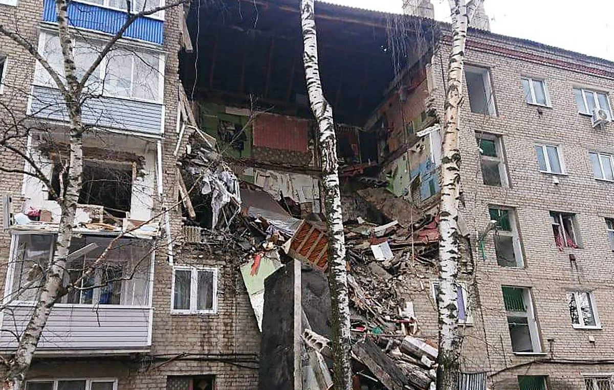 Explosion in residential building injures several in Russia