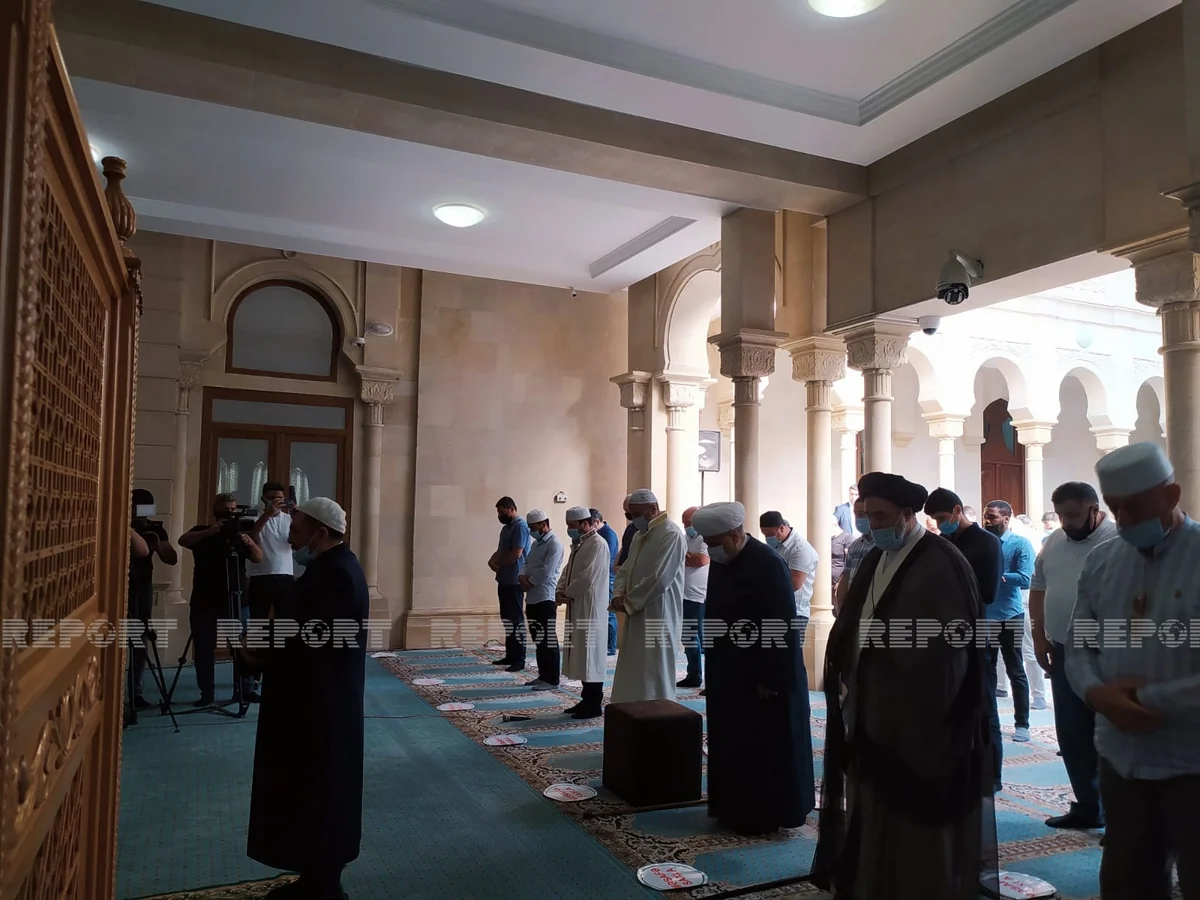 Holiday prayer performed in Baku