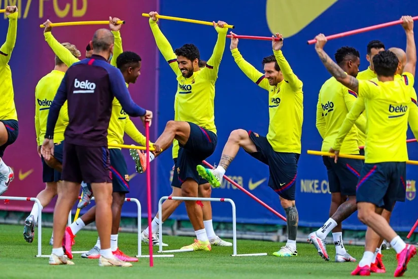 Messi komanda ilə məşqlərə başladı