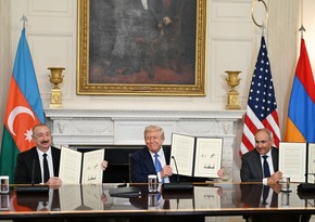 Ilham Aliyev, Donald Trump, Nikol Pashinyan sign trilateral document