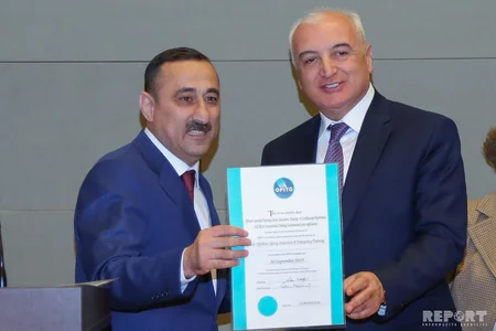 SOCAR-ın İdarəsinə beynəlxalaq inspeksiya və akreditasiya qurumlarının sertifikatları təqdim olunub
