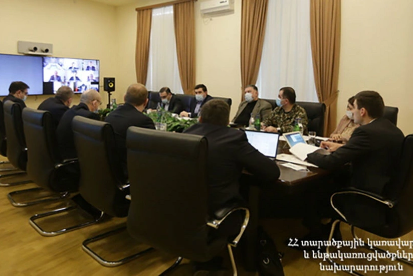 Представители Азербайджана, России и Армении провели встречу в видеоформате